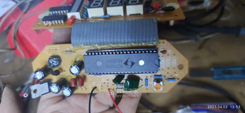 江西小伙巧用數(shù)字萬用表，自制電動車電瓶精準電量指示器